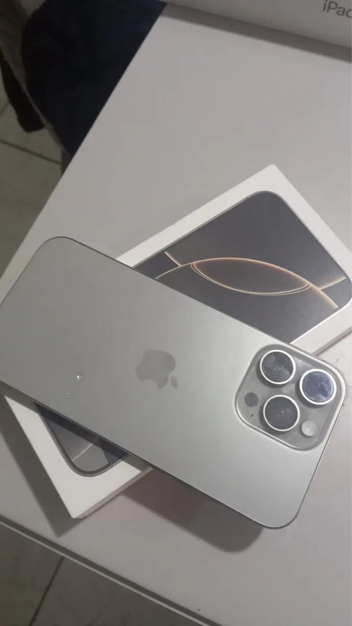 iPhone 16 Pro Max - Foto 2