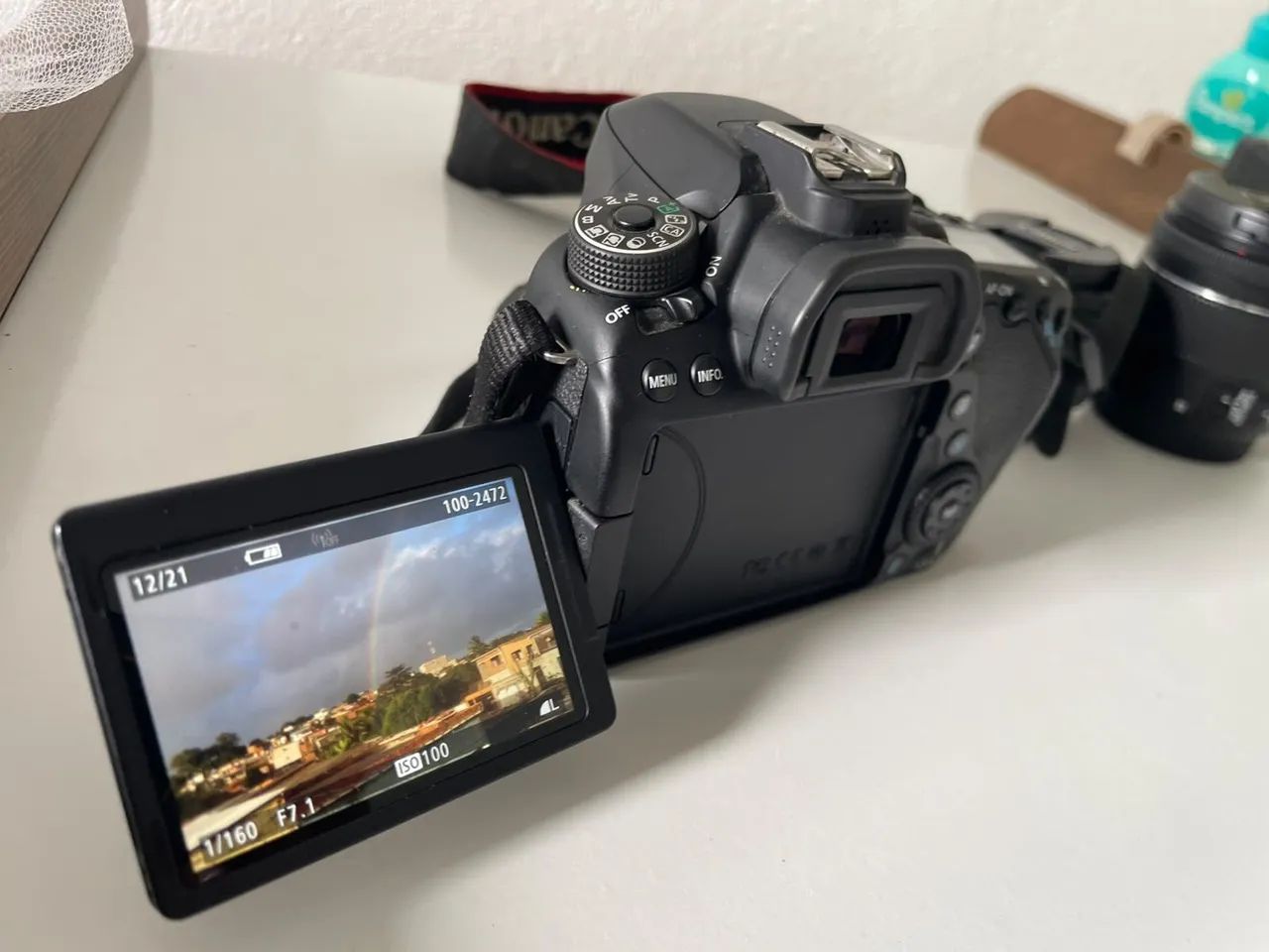Canon EOS 80D - Foto 2