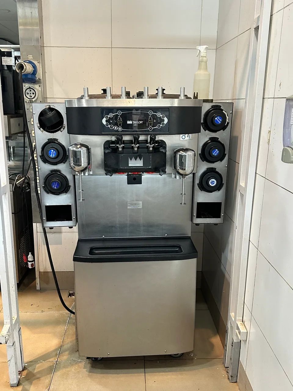 Maquina de Sorvete Toptaylor C712