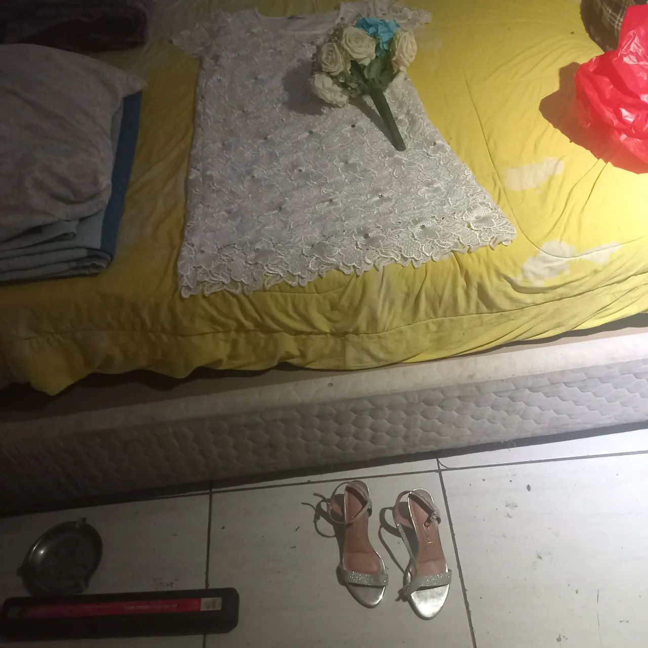 Vestido de noiva e pra festa 