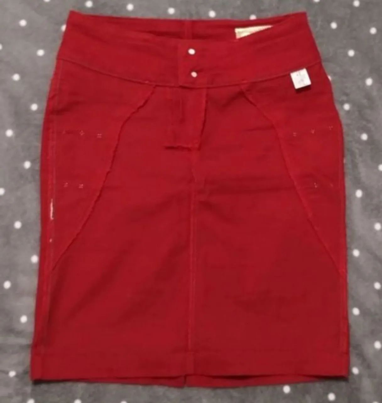 Saia jeans vermelha morena sá 42 - Foto 4