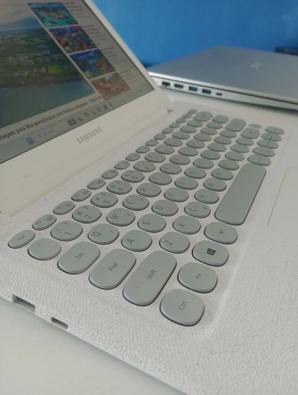Notebook Samsung F30 - Branco  - Foto 3