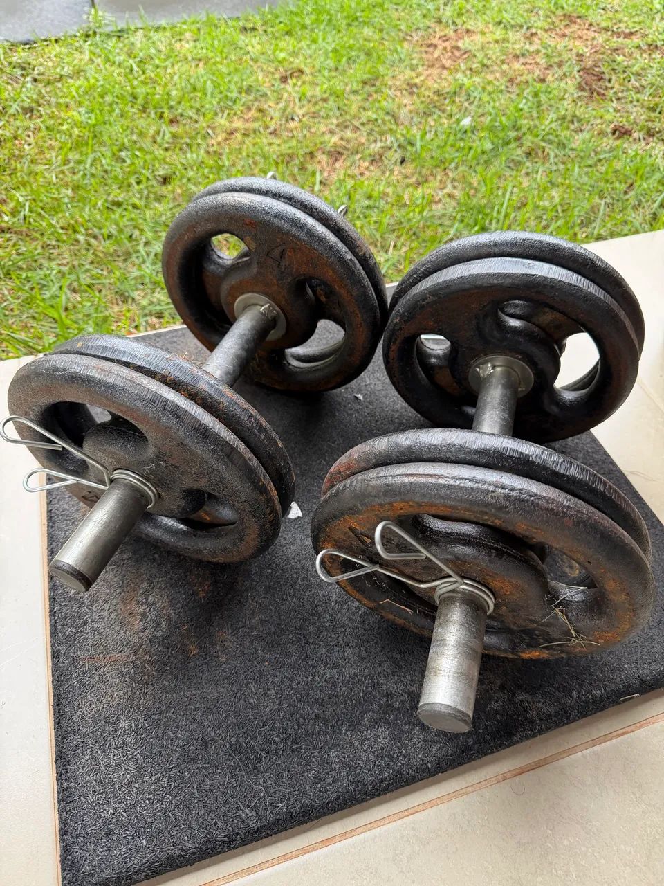 Vendo 8 anilhas e 2 barras de 40cm - Foto 3