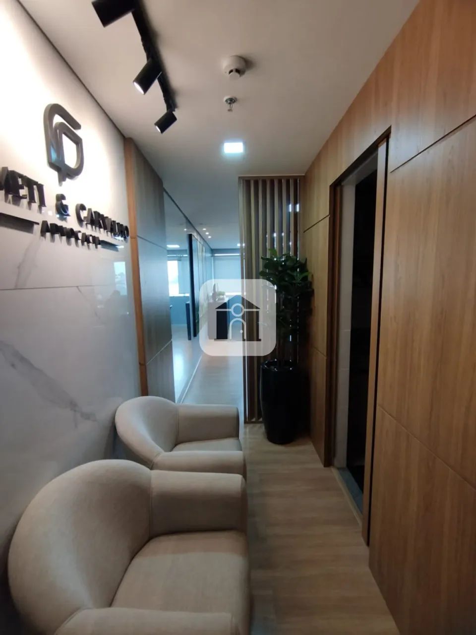Sala comercial com 35m² para locação no bairro Brasil - Foto 5