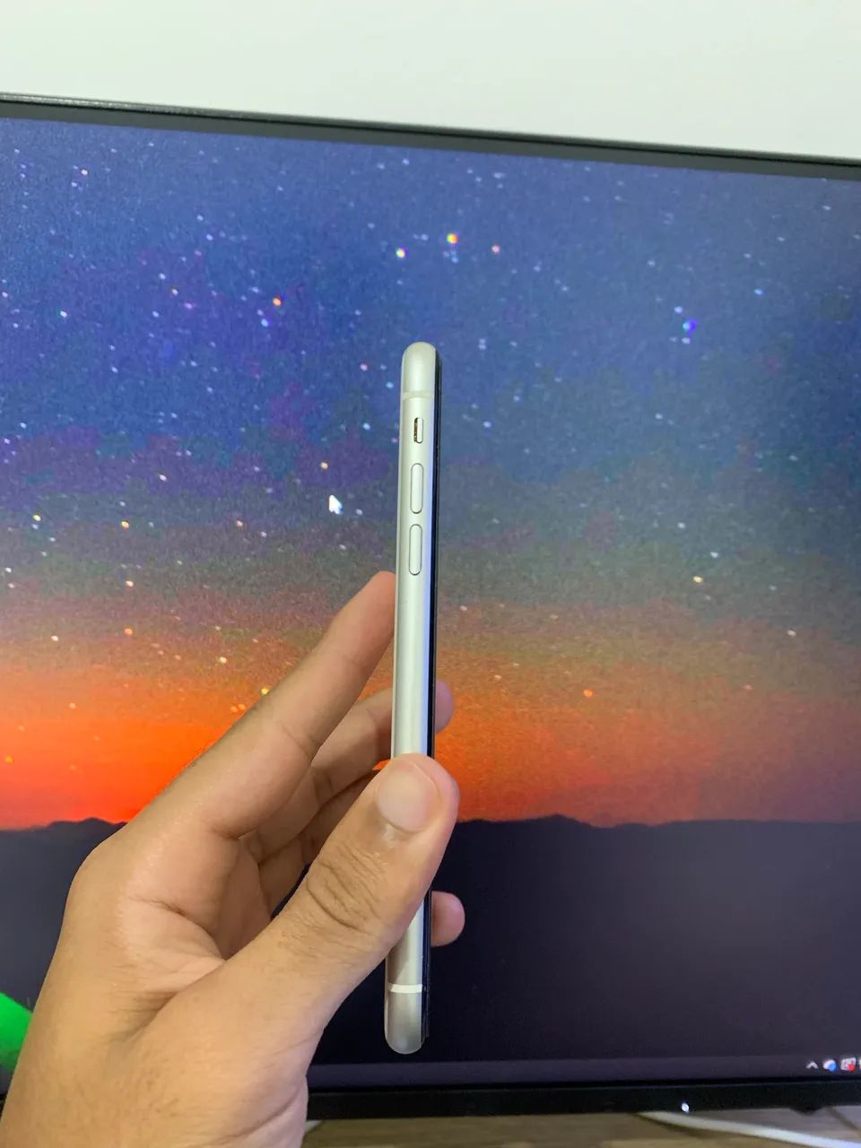 iPhone 11 128gb Branco - Foto 2