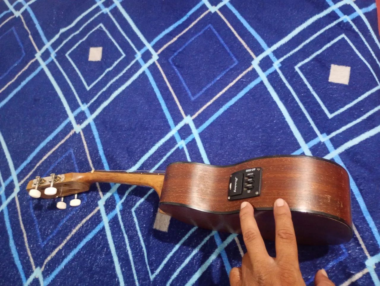 Cavaquinho da marca Strenberg eletrônico  - Foto 2