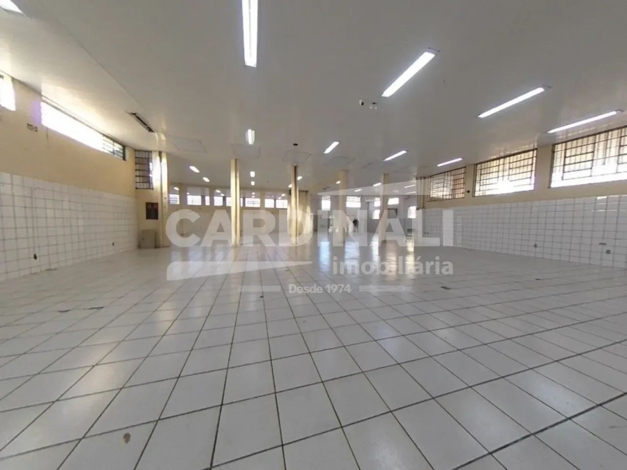 Barracão comercial com ótima localização. - Foto 5