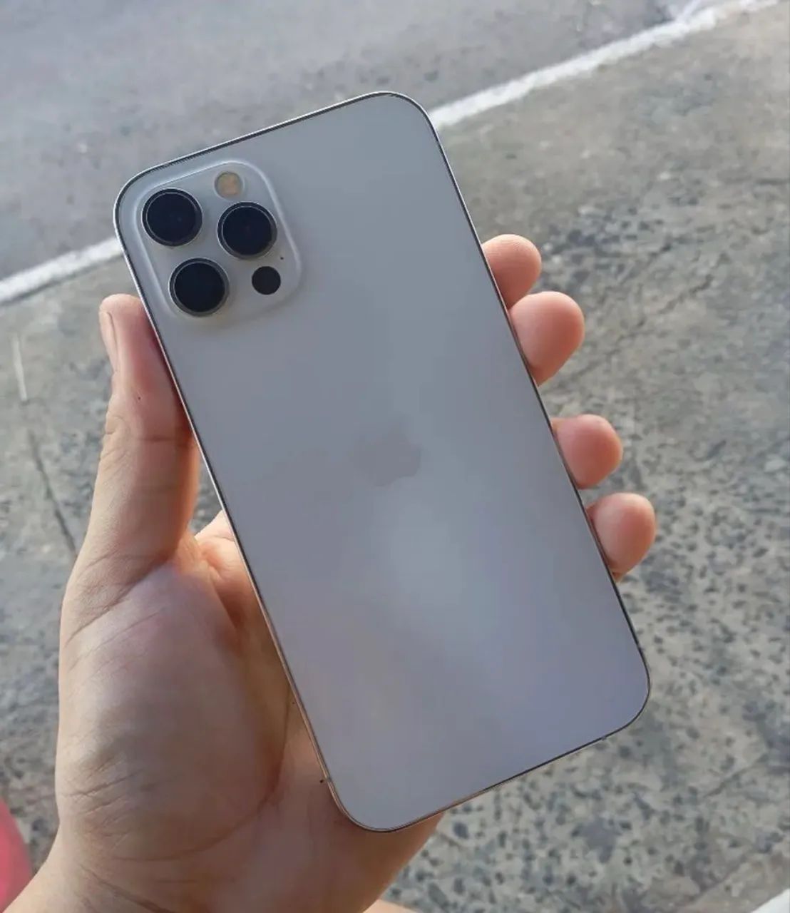 iPhone 12 Pro / 256gb - Celulares e Smartphones - Vila de Abrantes