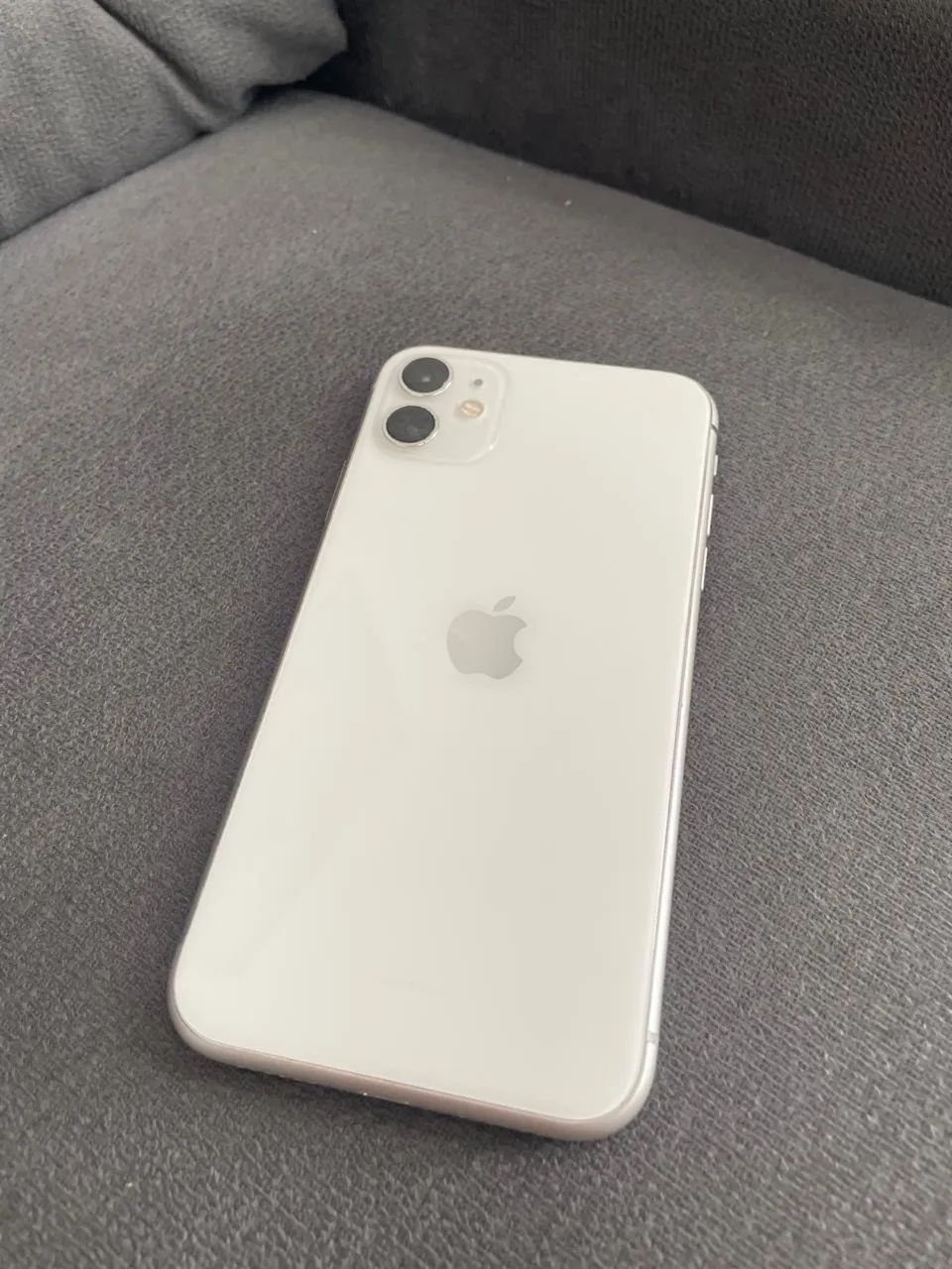 iPhone 11 64gb branco  - Foto 2