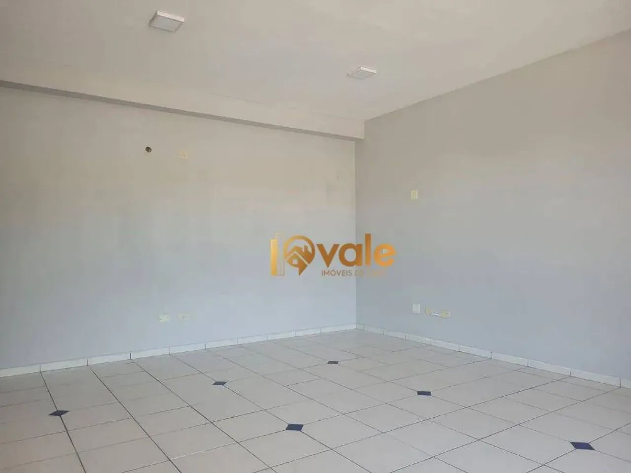 Sala com 32m² - Villa Branca - Jacareí/SP - Foto 4