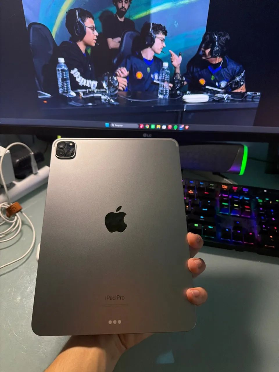 iPad Pro (11pol) 256GB  (4º geração ) M2  - Foto 2