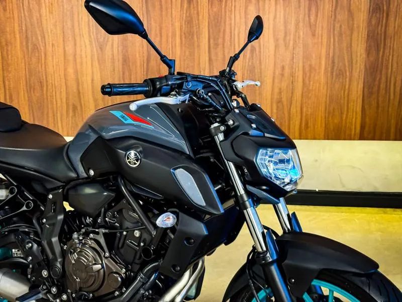 YAMAHA MT07 ABS 2024 - Foto 2