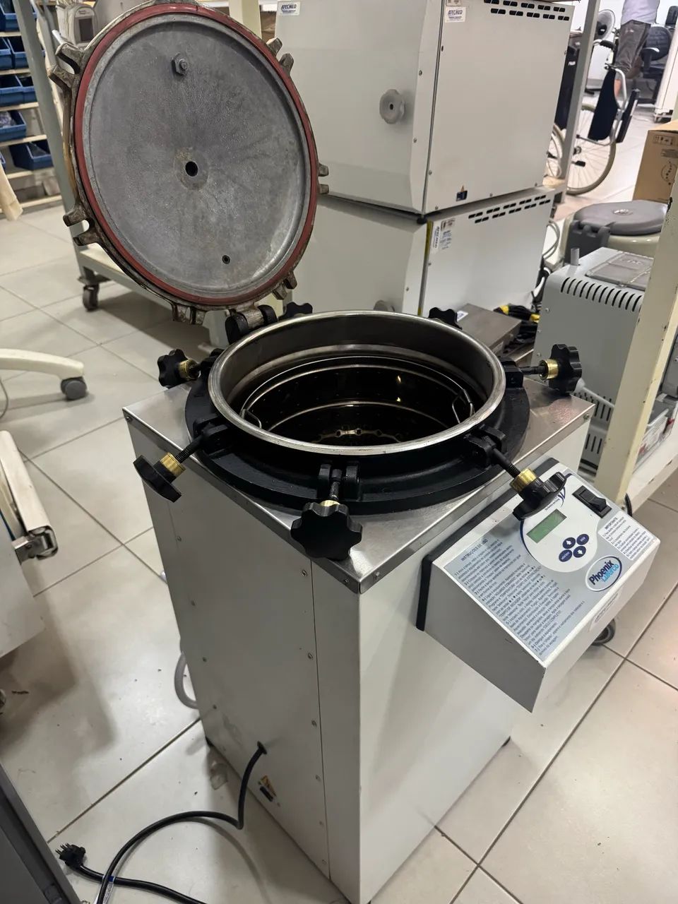 Autoclave  50 litros digital semi nova revisada e calibrada  - Foto 2