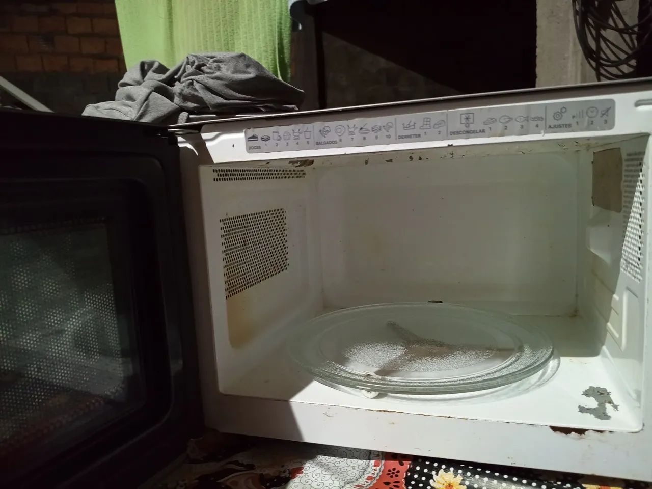 Microondas Brastemp 20 litros  - Foto 2