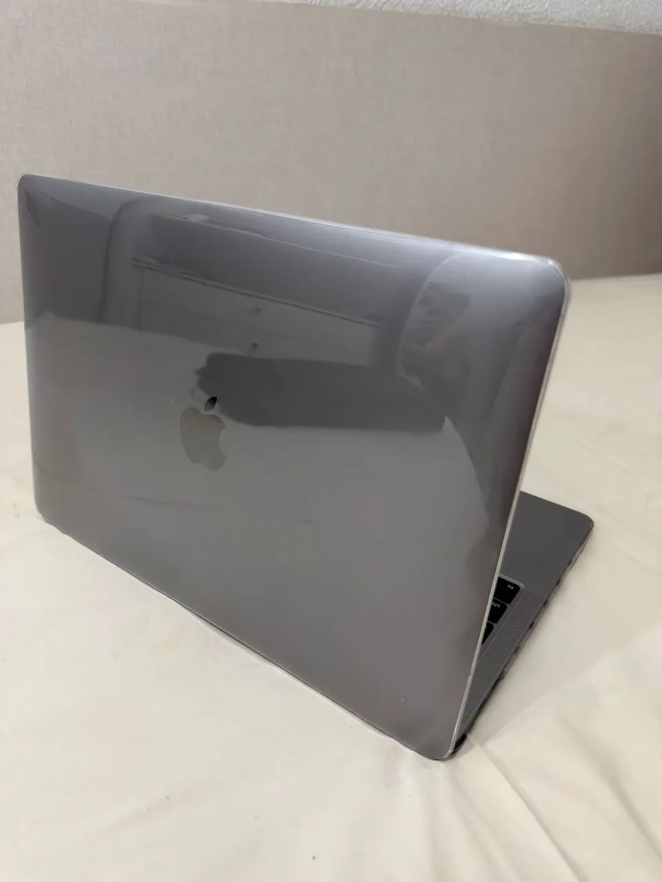 MacBook Pro 2020 (Touch Bar) 16gb/512gb SSD - Foto 3