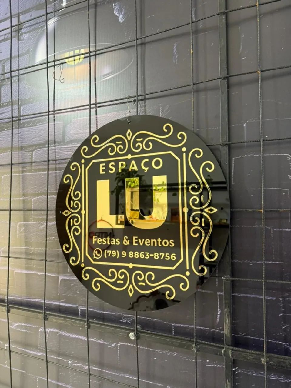 Placa em acrílico personalizada com sua marca - Foto 2