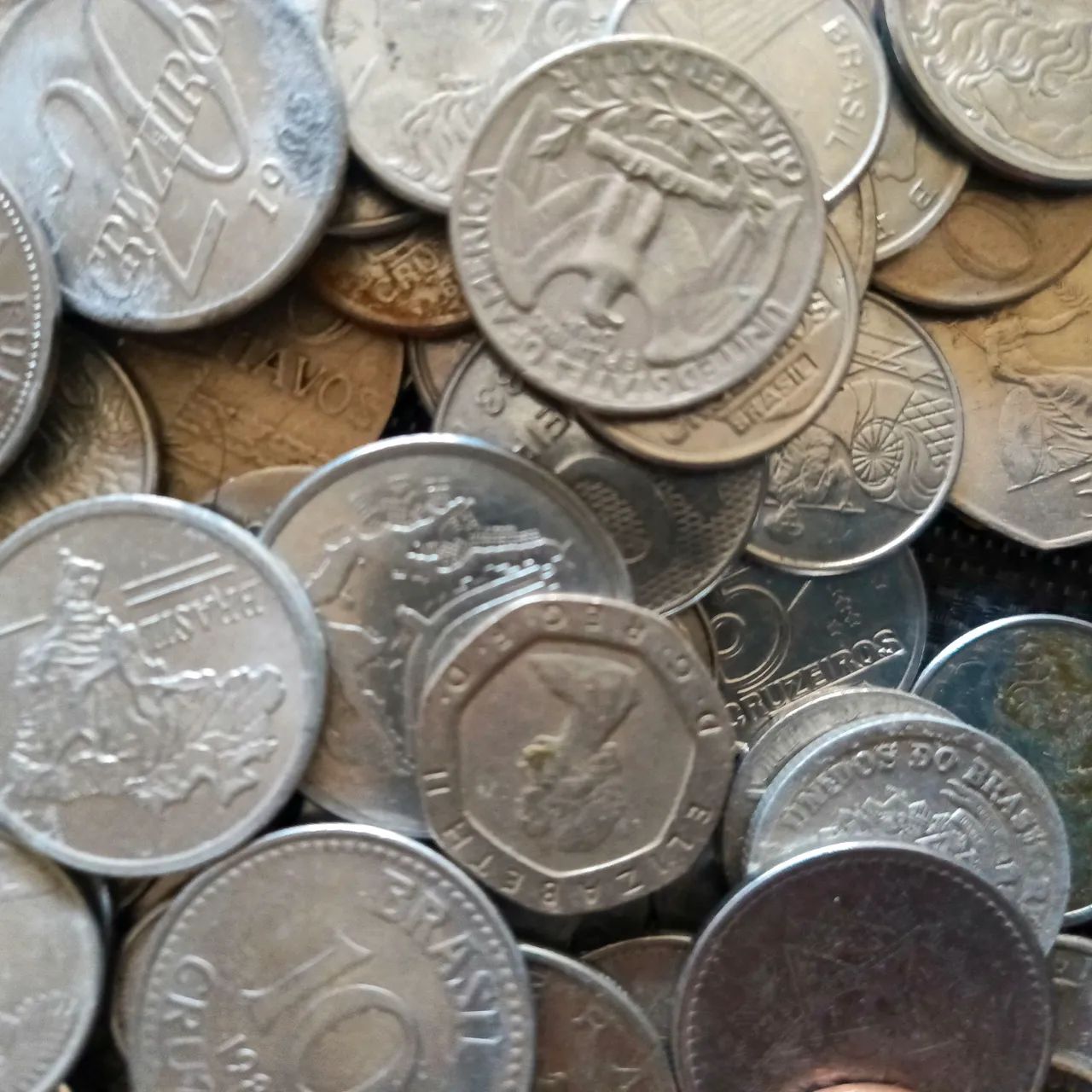 315 moedas variadas - Foto 2