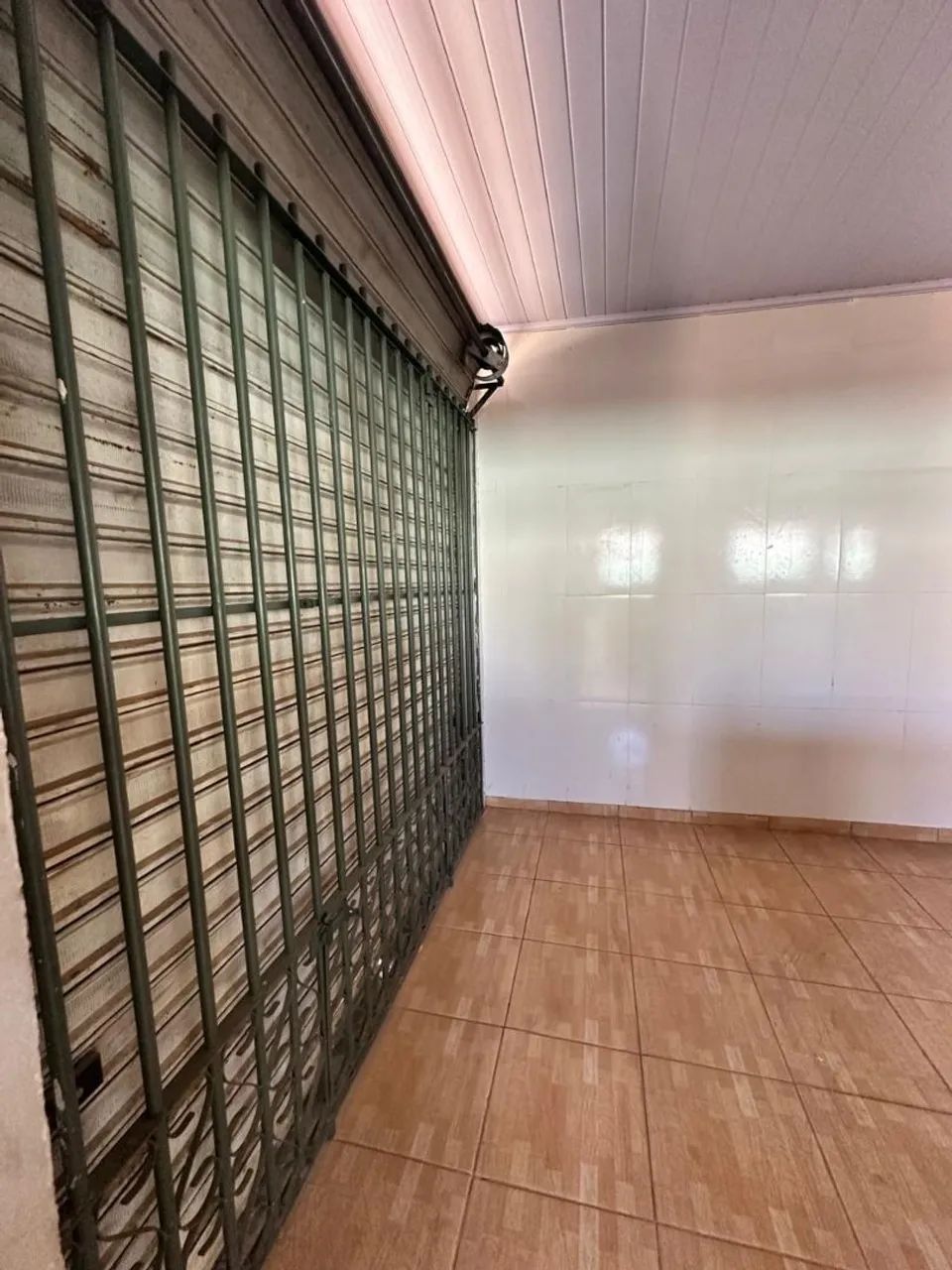 CASA E LOJA  PARA LOCAÇÃO - SETOR LESTE - Foto 4