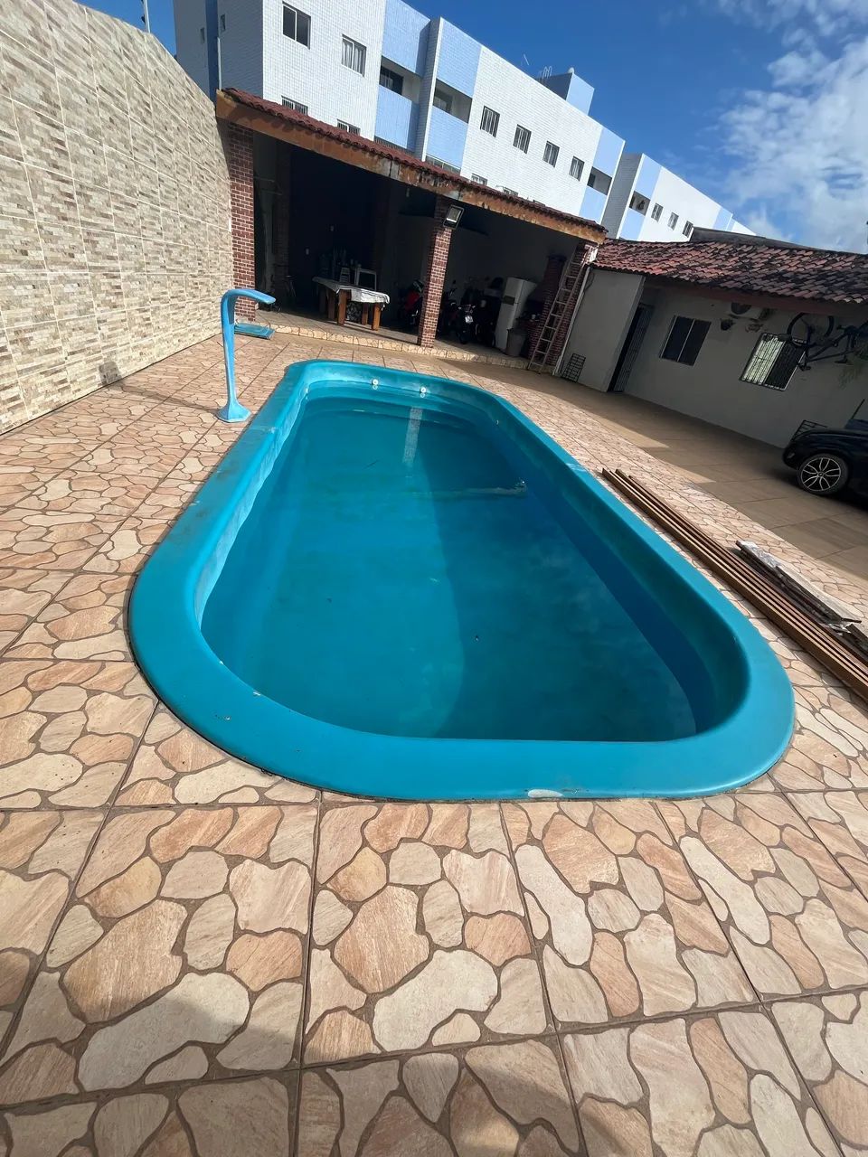 Restauração de piscina de fibra
