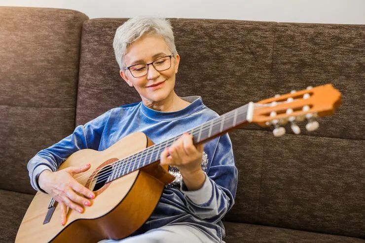 AULAS DE VIOLÃO PARA CRIANÇAS E ADULTOS  - Foto 5