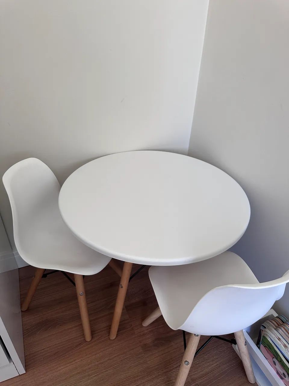 Mesa infantil com 2 cadeiras  - Foto 2