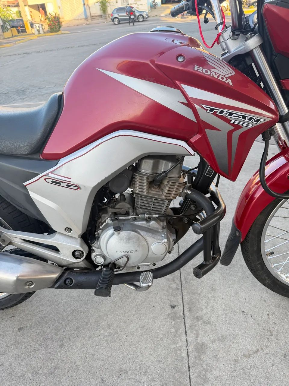 TITAN 150 ESD 2014 - Foto 3