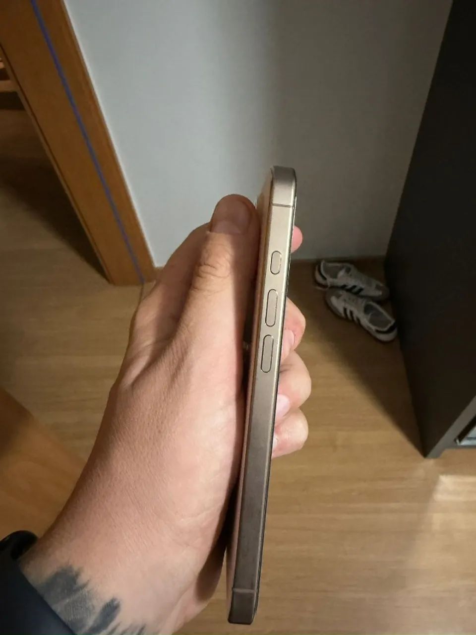 iPhone 16 Pro, Titânio Deserto, Com Caixa, Impecável! - Foto 4