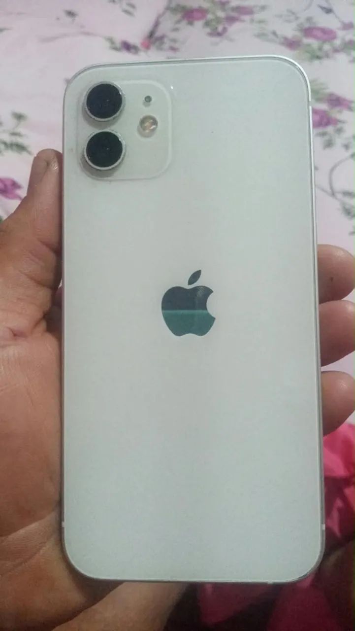 Vendo ou troco IPhone 12  - Foto 2