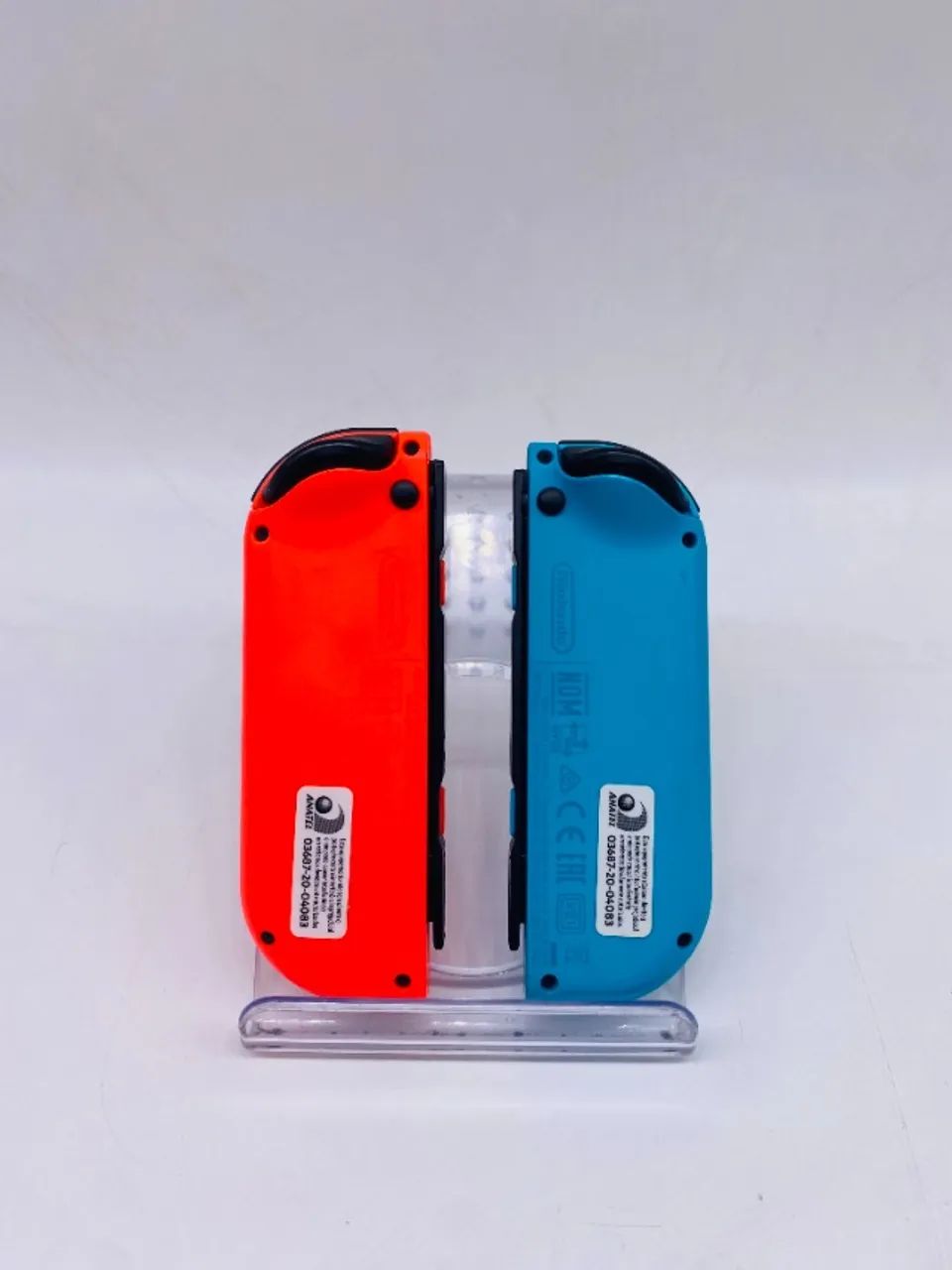 Nintendo Switch Core Neon Usado + Maleta Usada - Foto 5