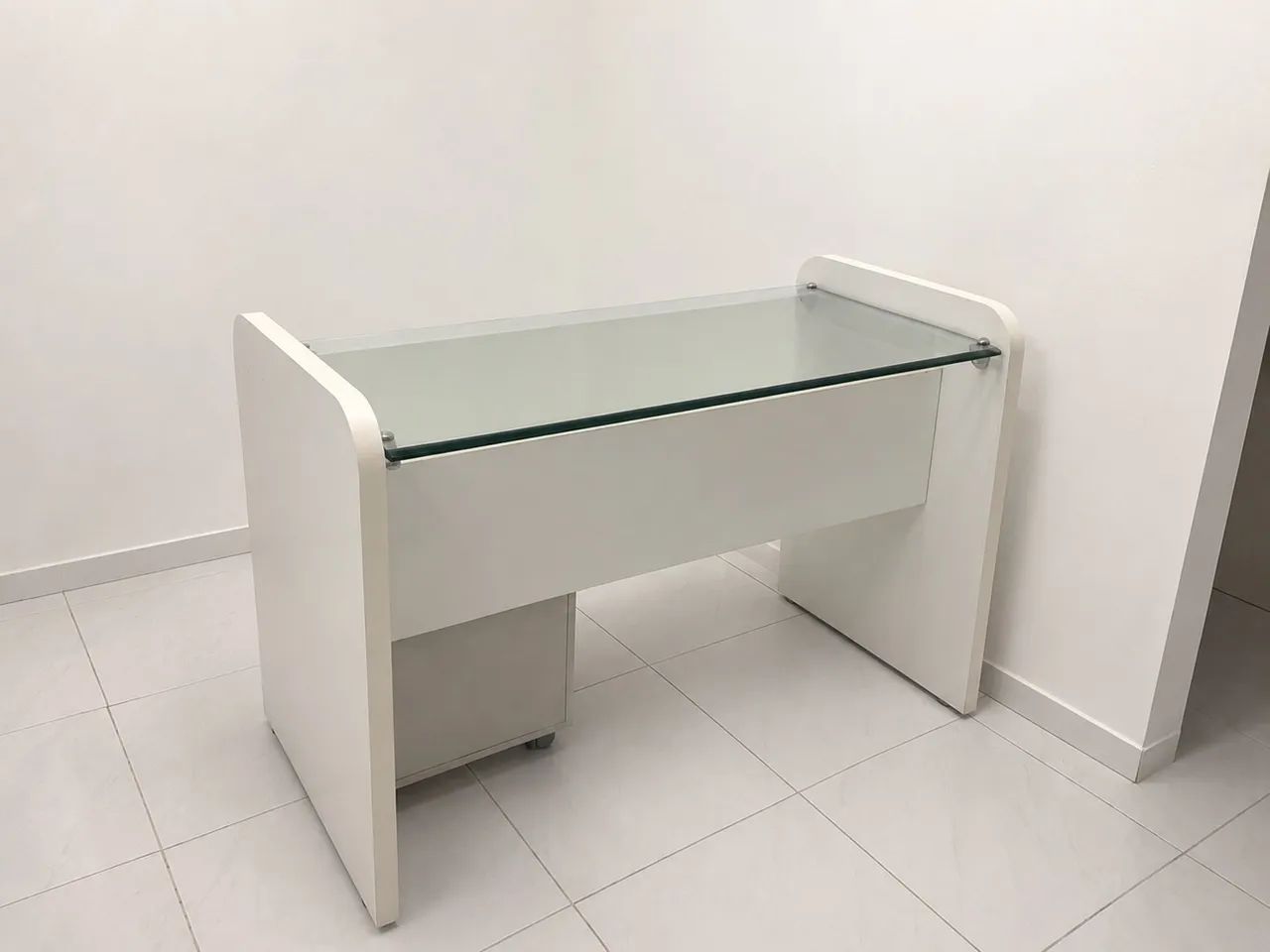 Promoção Mesa em Madeira e Vidro