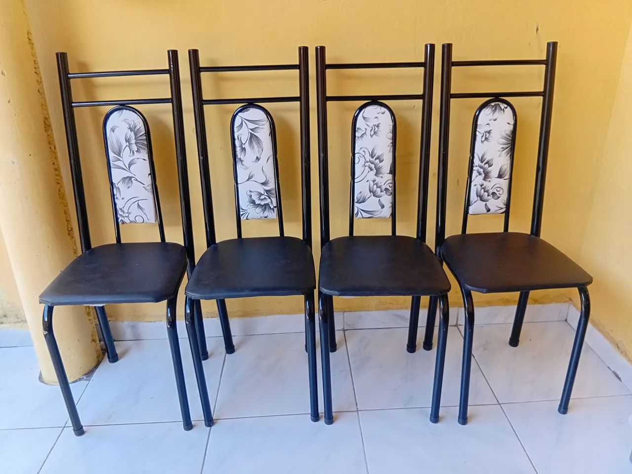 CONJUNTO  4 CADEIRAS  - Foto 2