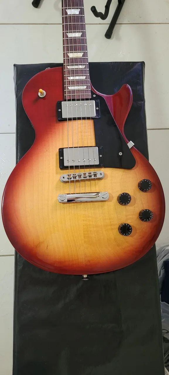 Gibson Les Paul Studio com bag e tags - Foto 3
