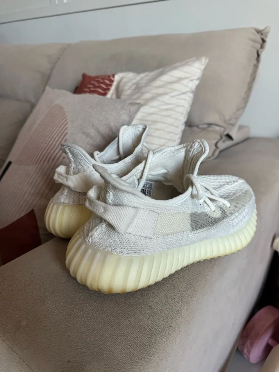 Tenis Adidas Yeezy Branco - Foto 2