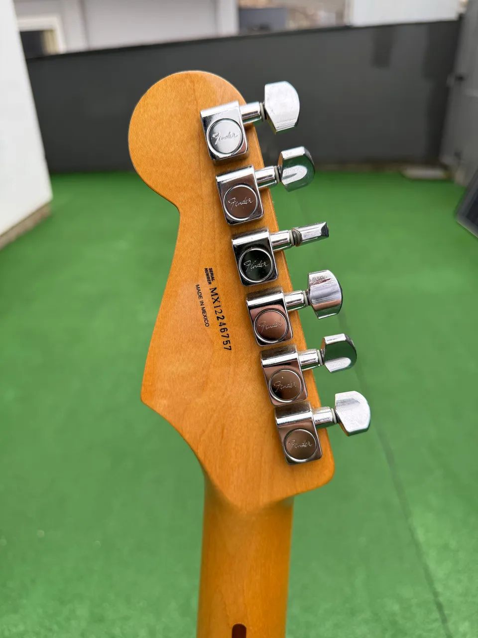 Fender MIM VG-5 Stratocaster 2012 - Foto 5