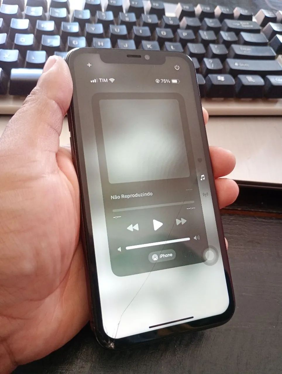 iPhone 11 pro 64gb - Foto 2