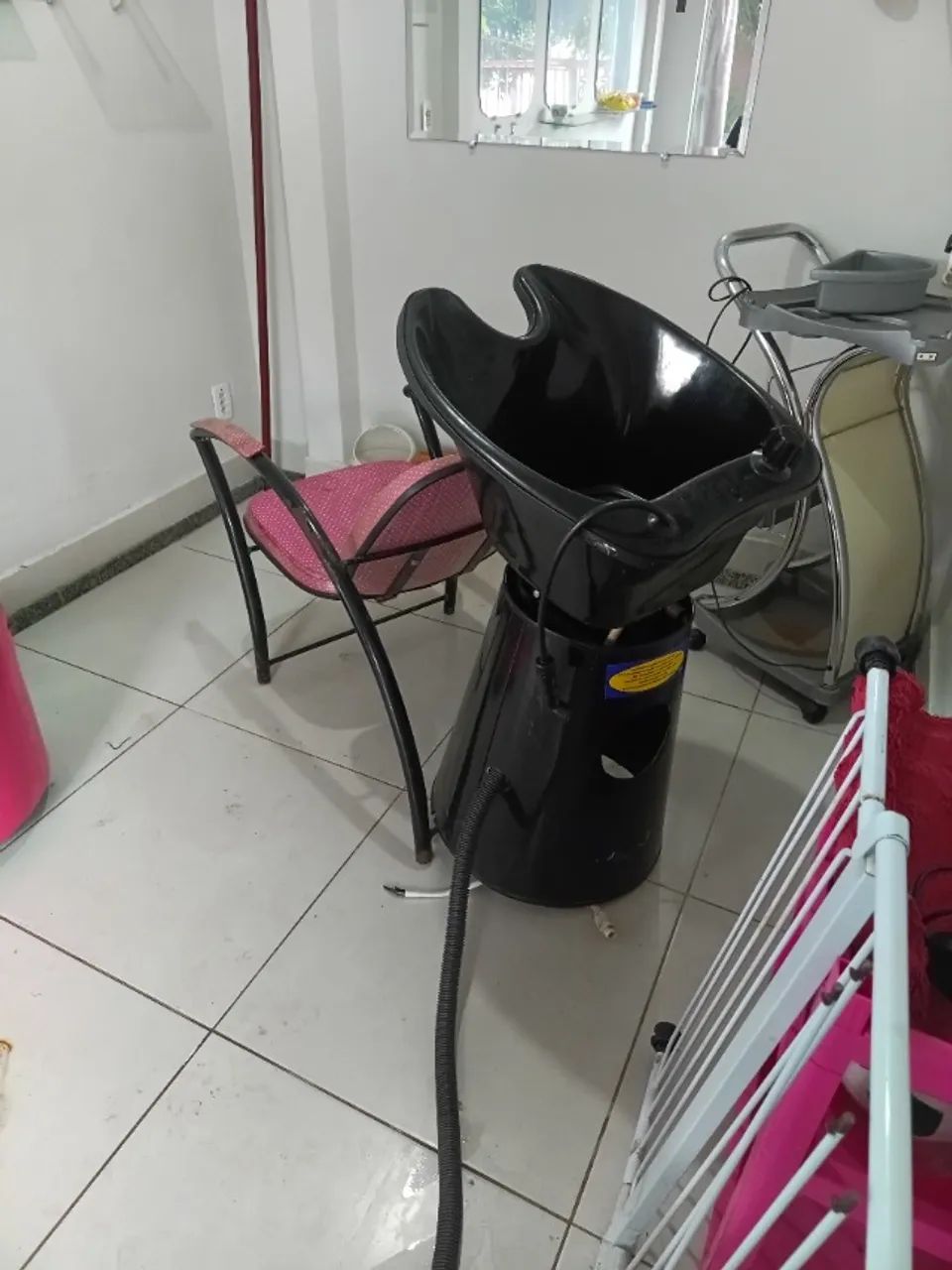 Lavatório de Cabeleireiro com Cadeira Acoplada - Rosa/Preto - Foto 3