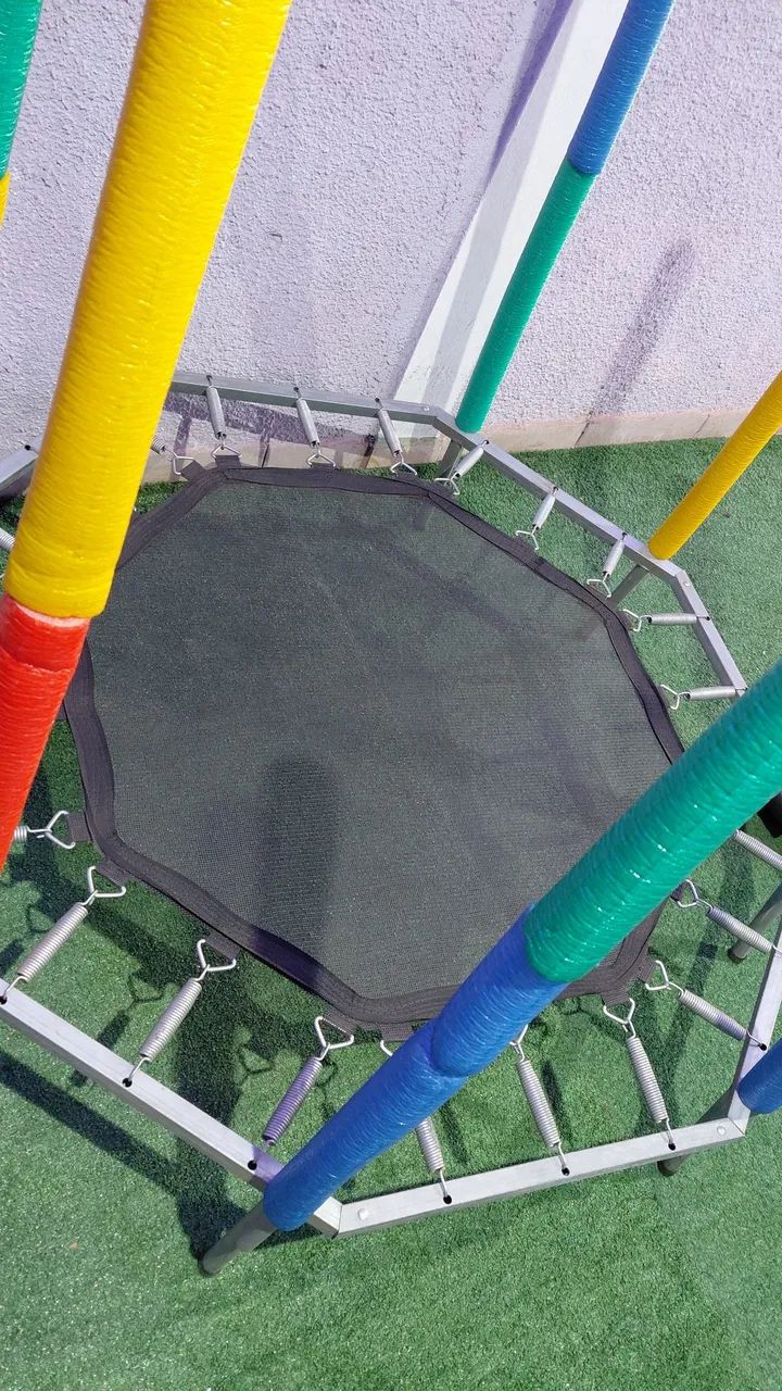 Cama elástica infantil