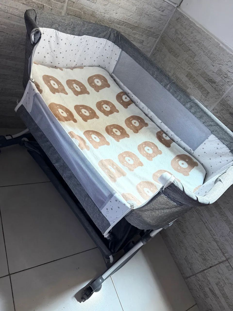 Berço De Balanço com Acoplamento a Cama - Foto 2
