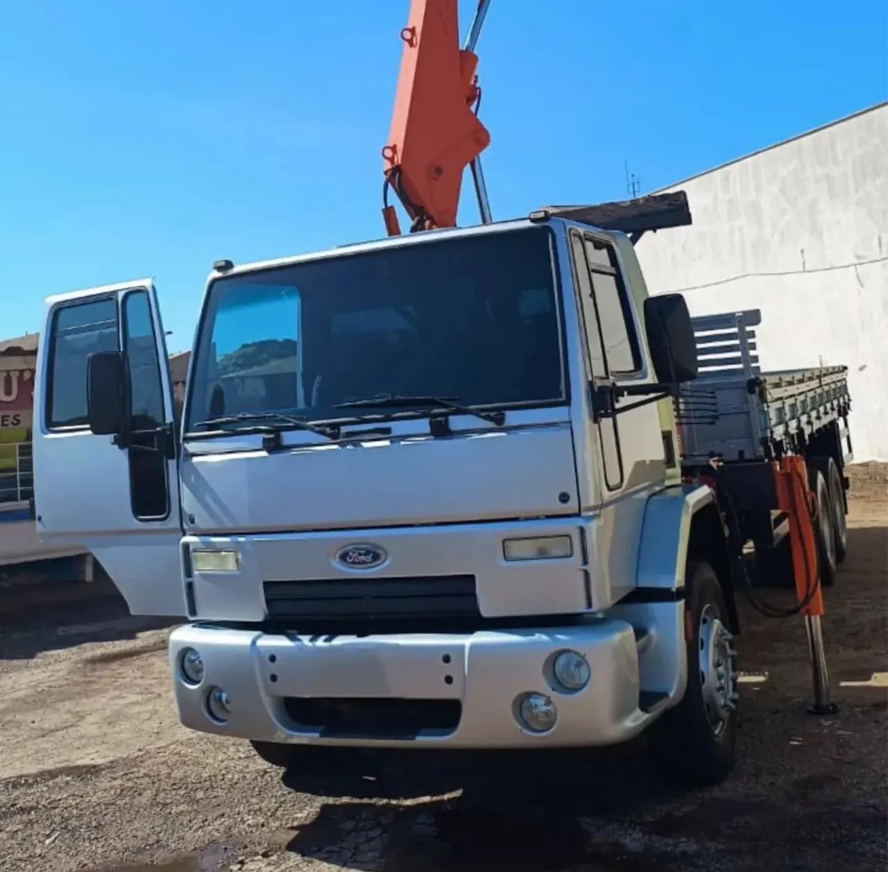 CARGO 2422 MUNCK 20.5 TONELADAS  - Foto 2