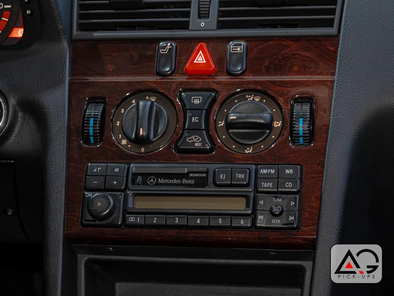 Mercedes-Benz Classe C CGI Classic 1.8 16V 156cv Aut., foto 6 de 20