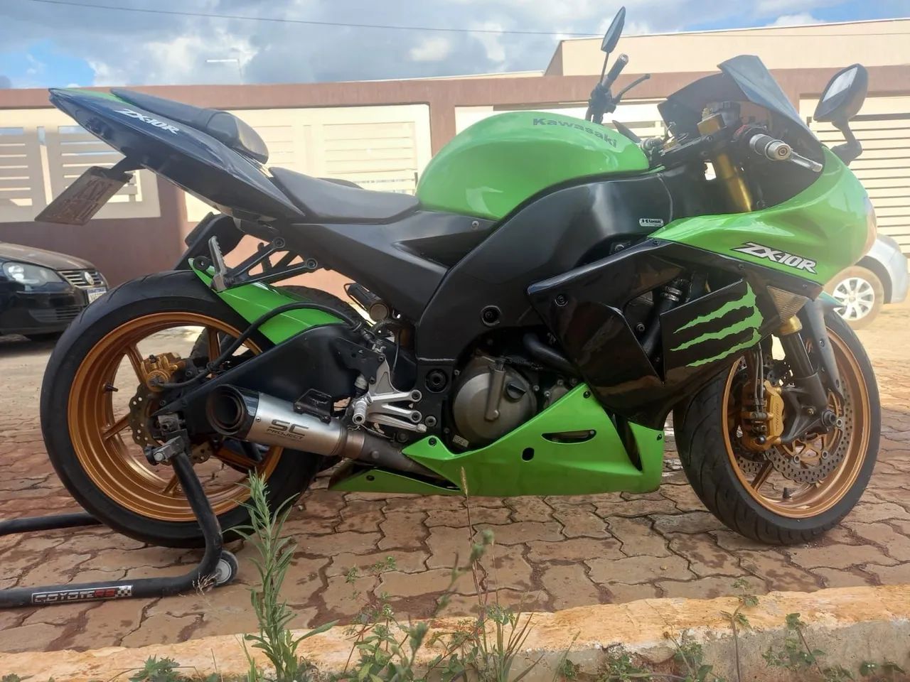 週刊誌 s Kawasaki Zx-10/ Zx-10r 1000cc 2013 - 1495115197 | OLX