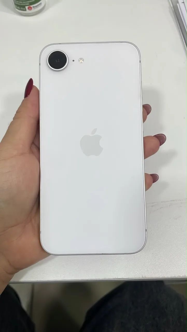 iPhone 16e - Foto 4