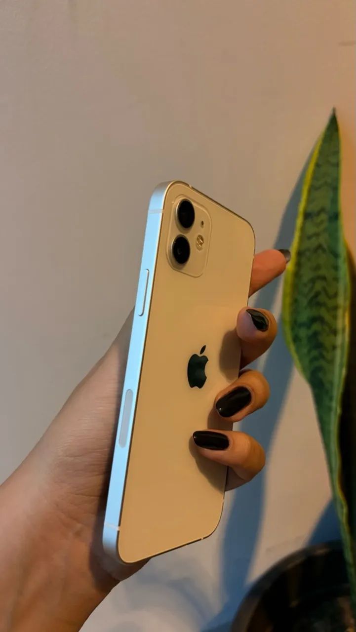 Vendo iphone 12 - Foto 4