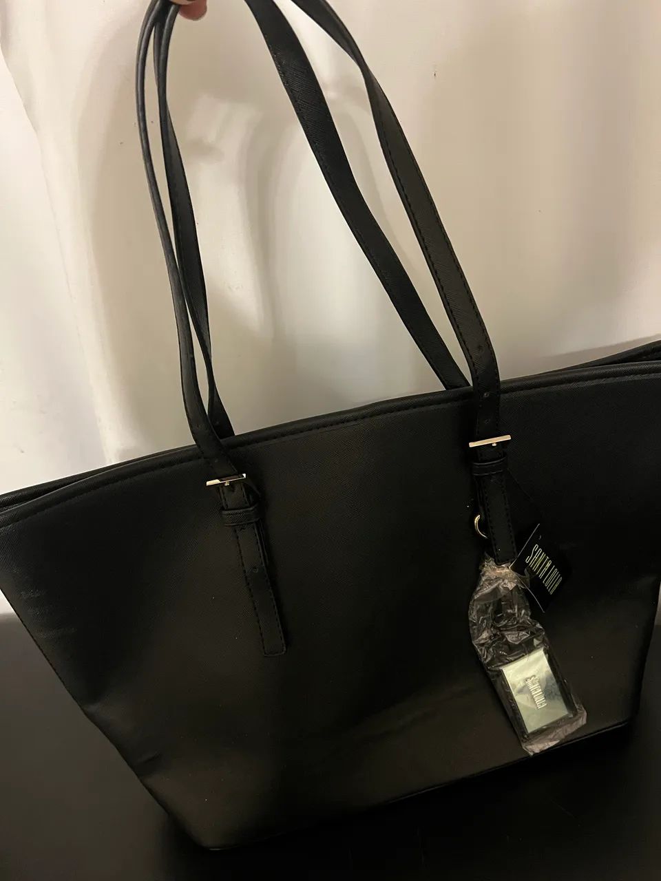 Bolsa Santa Lolla preta 48x25 nova - Foto 3