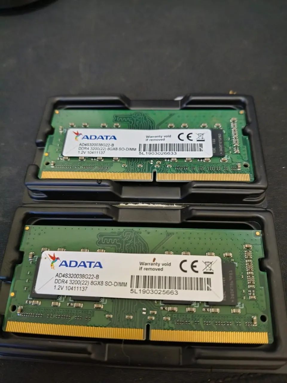 Duas memorias ddr4 3200