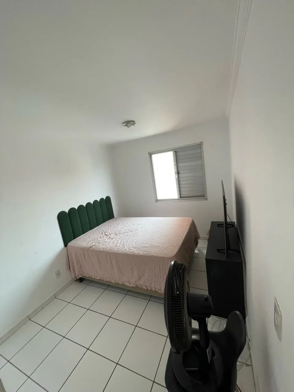 Vende se cama com colchão em perfeito estado  - Foto 2