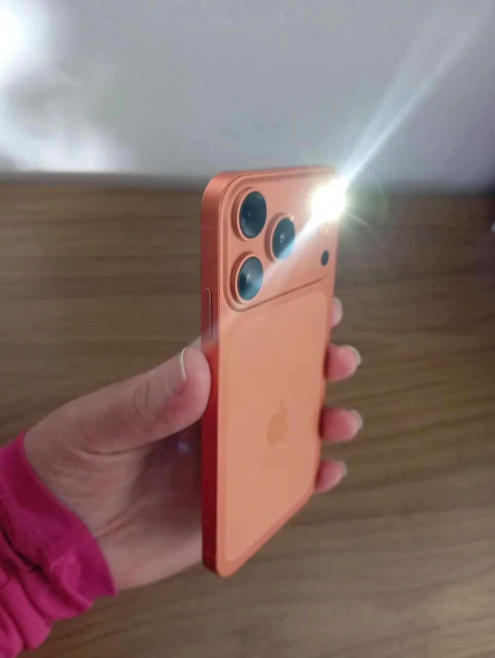 iPhone XR customizado - Visual iPhone 17 Pro | Bateria 100% - Foto 2