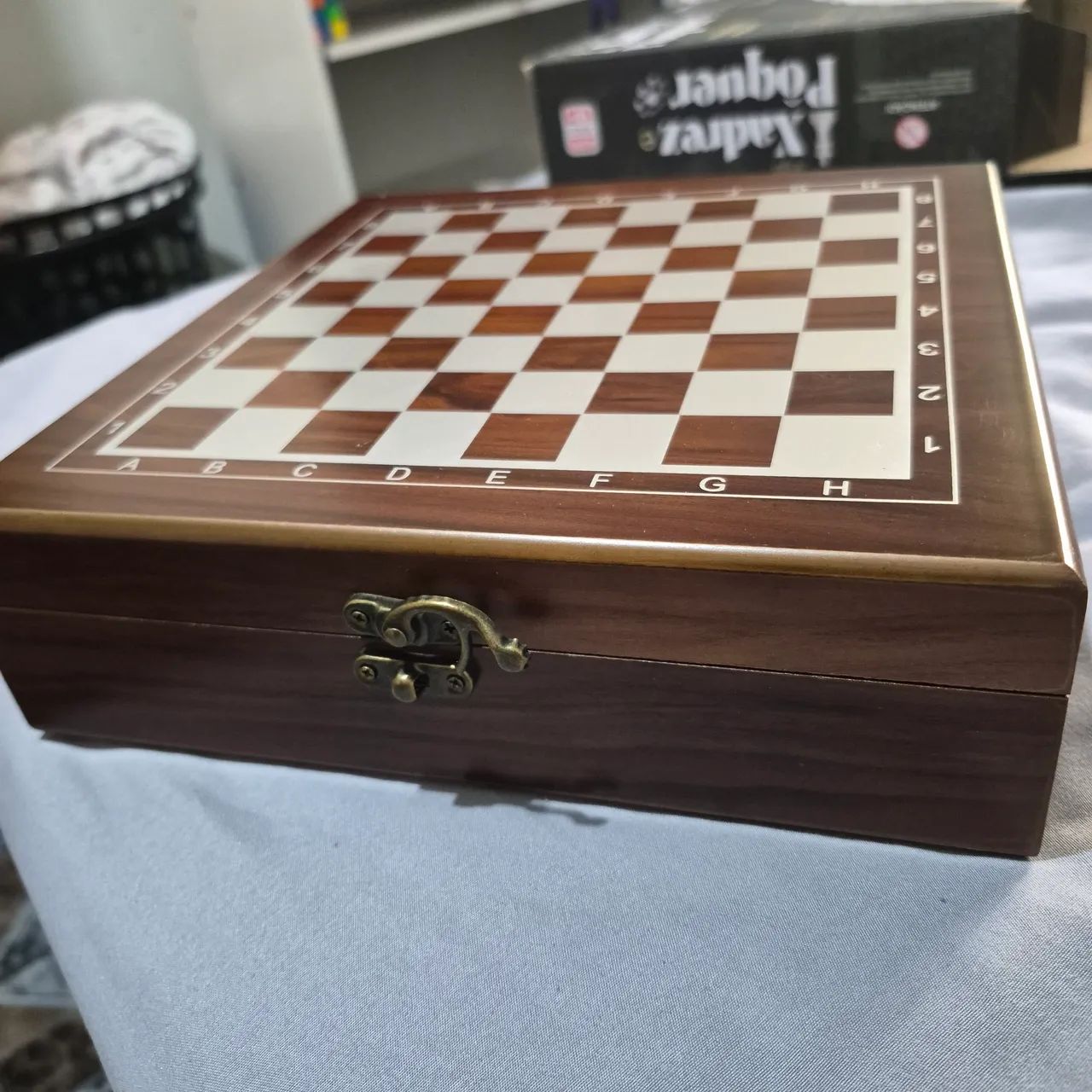 Jogo de Xadrex e Poker - Foto 2