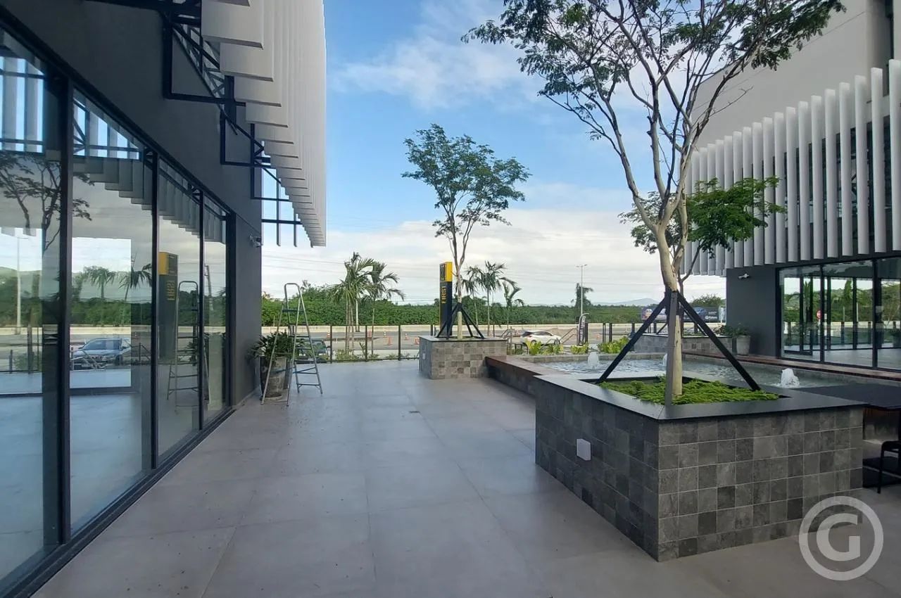 More em um apartamento amplo, moderno e mobiliado em Florianópolis - Foto 5