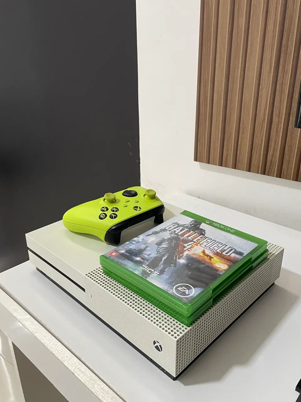 XBOX ONE S 1TB